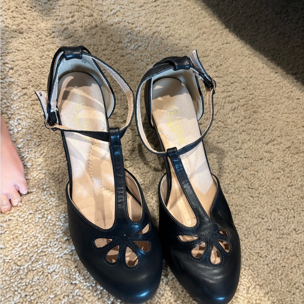 50s style Black Women's T-Strap Shoes